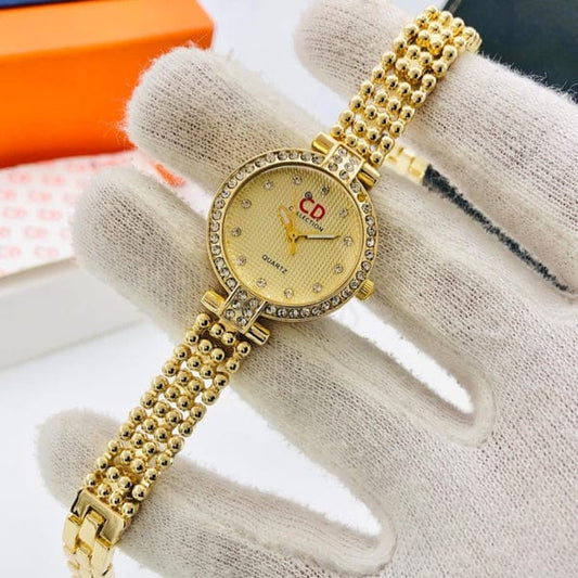 CD Collection Luxury Ladies Bracelet Watch – Elegant Quartz Timepiece